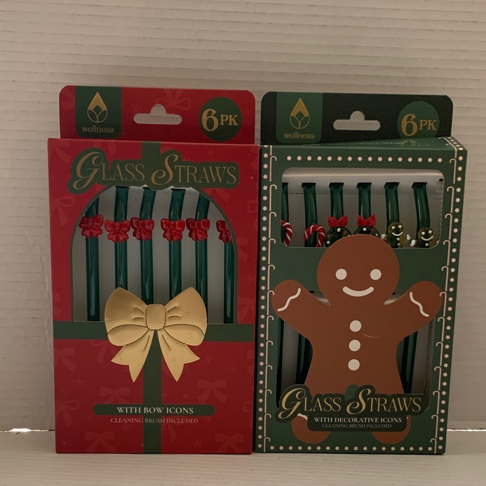 Glass Holiday Straws with Festive Icons NEW